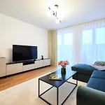 Brand New - Sea View - Balcony - Parking In Garage Appartamento