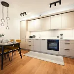 Brand New - Sea View - Balcony - Parking In Garage Appartamento Reval