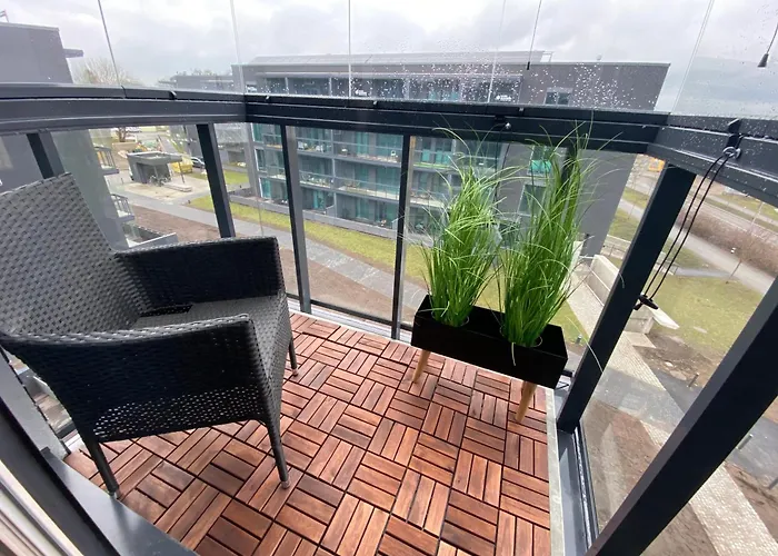 Brand New - Sea View - Balcony - Parking In Garage Apartament *