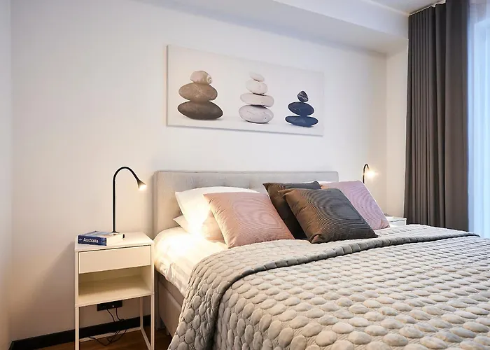 Apartament Brand New - Sea View - Balcony - Parking In Garage