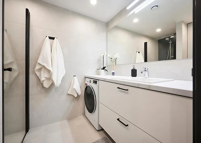 Brand New - Sea View - Balcony - Parking In Garage Апартаменты Таллин